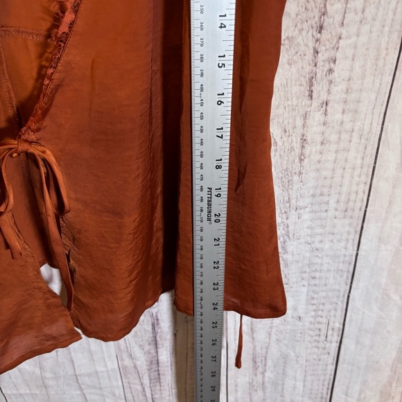 Vintage Chelsea 28 Brown Rust Tie Front Camisole Lace Satin Top Medium - Picture 4 of 6